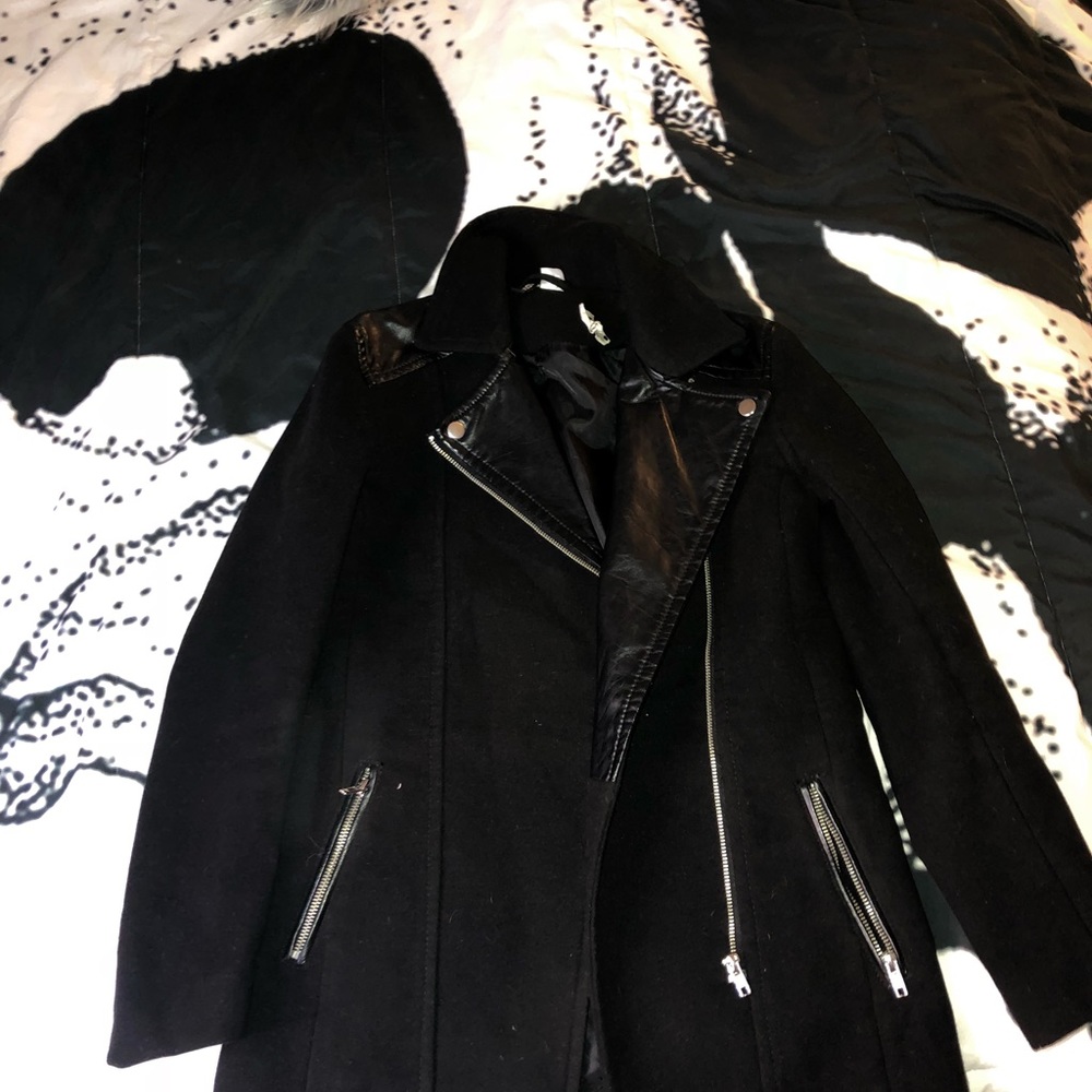 Leather Jacket/Coat!❄️